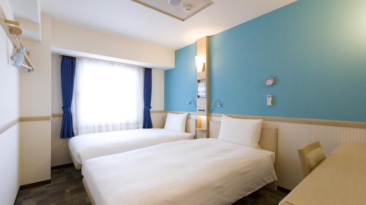 Toyoko Inn Nagareyama-Otakanomori Ekimae Екстер'єр фото